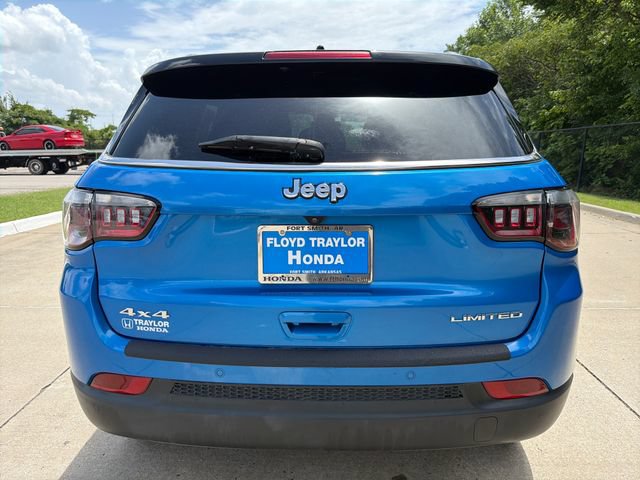 Used 2024 Jeep Compass Limited AWD/4WD image 4