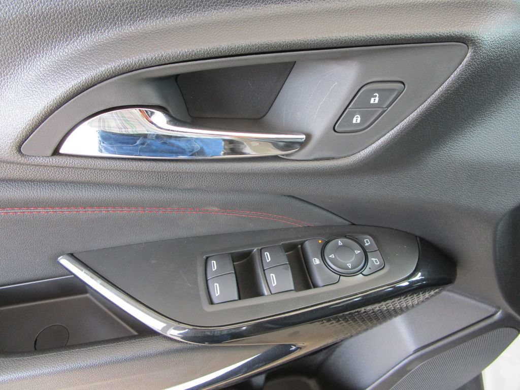 New 2026 Chevrolet Trax RS w/ Driver Confidence Package FWD image 25