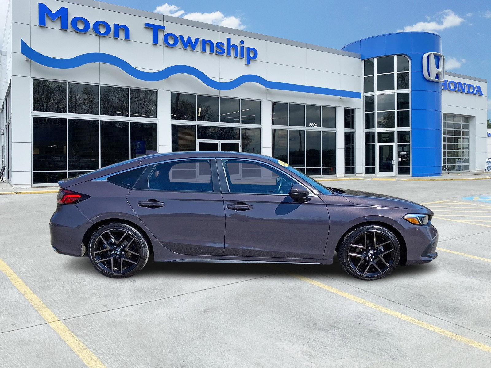 Used 2023 Honda Civic Sport Touring image 7