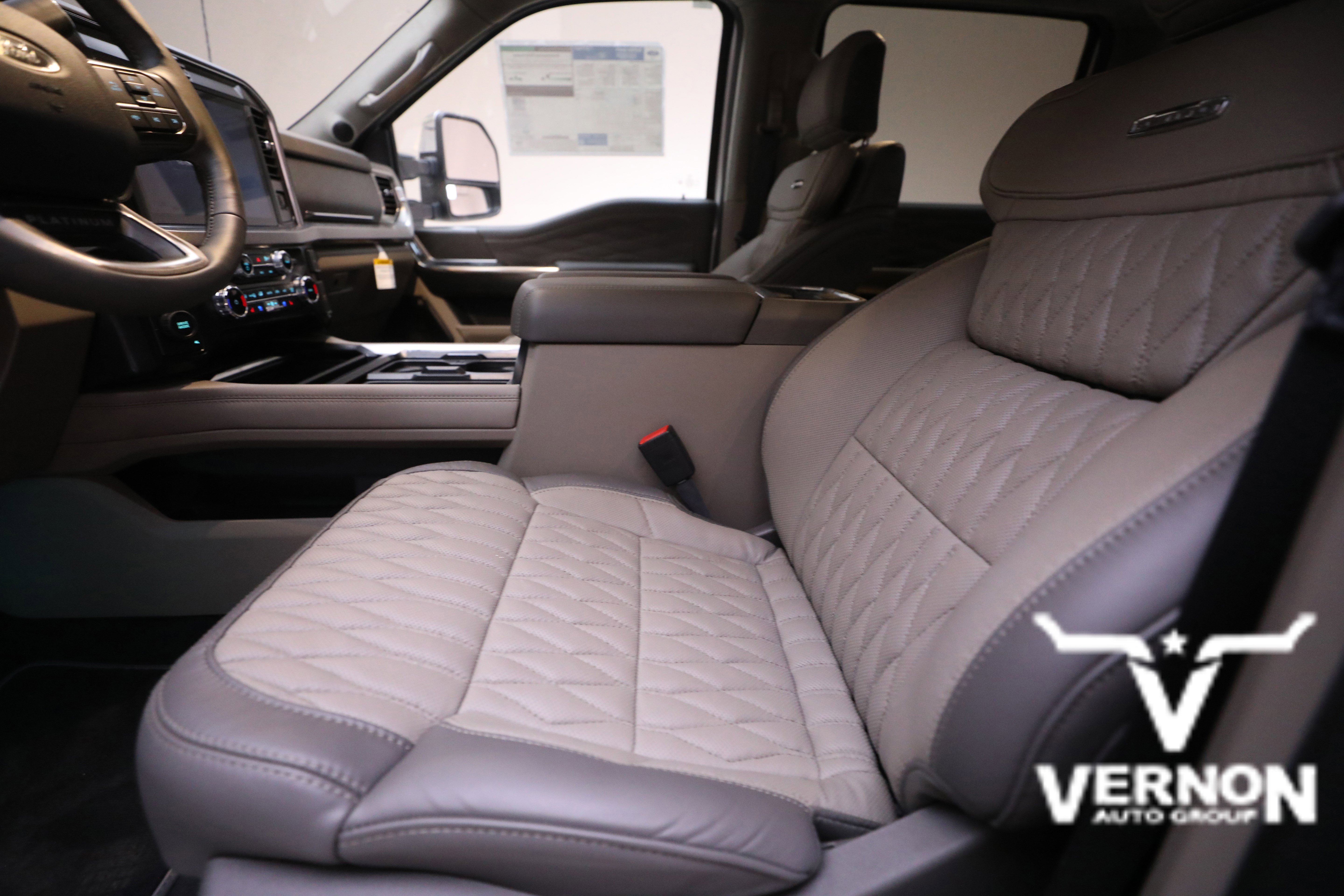 New 2026 Ford F350 Platinum w/ Platinum Plus Package image 10