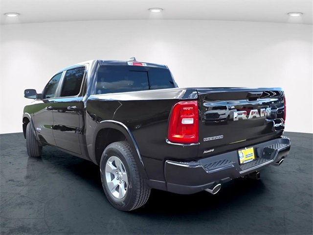 New 2026 RAM 1500 4x4 Crew Cab image 5