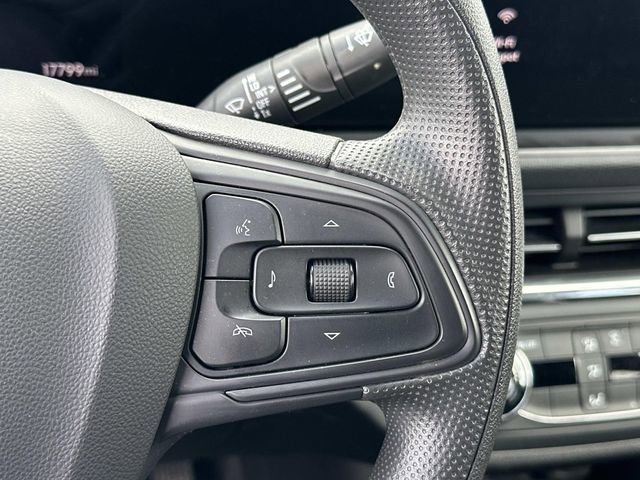 Used 2025 Buick Envista Preferred image 28