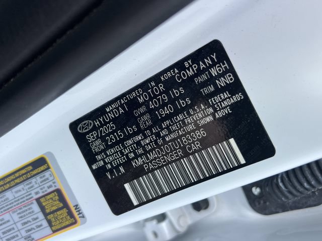 Used 2026 Hyundai Elantra Hybrid FWD image 35