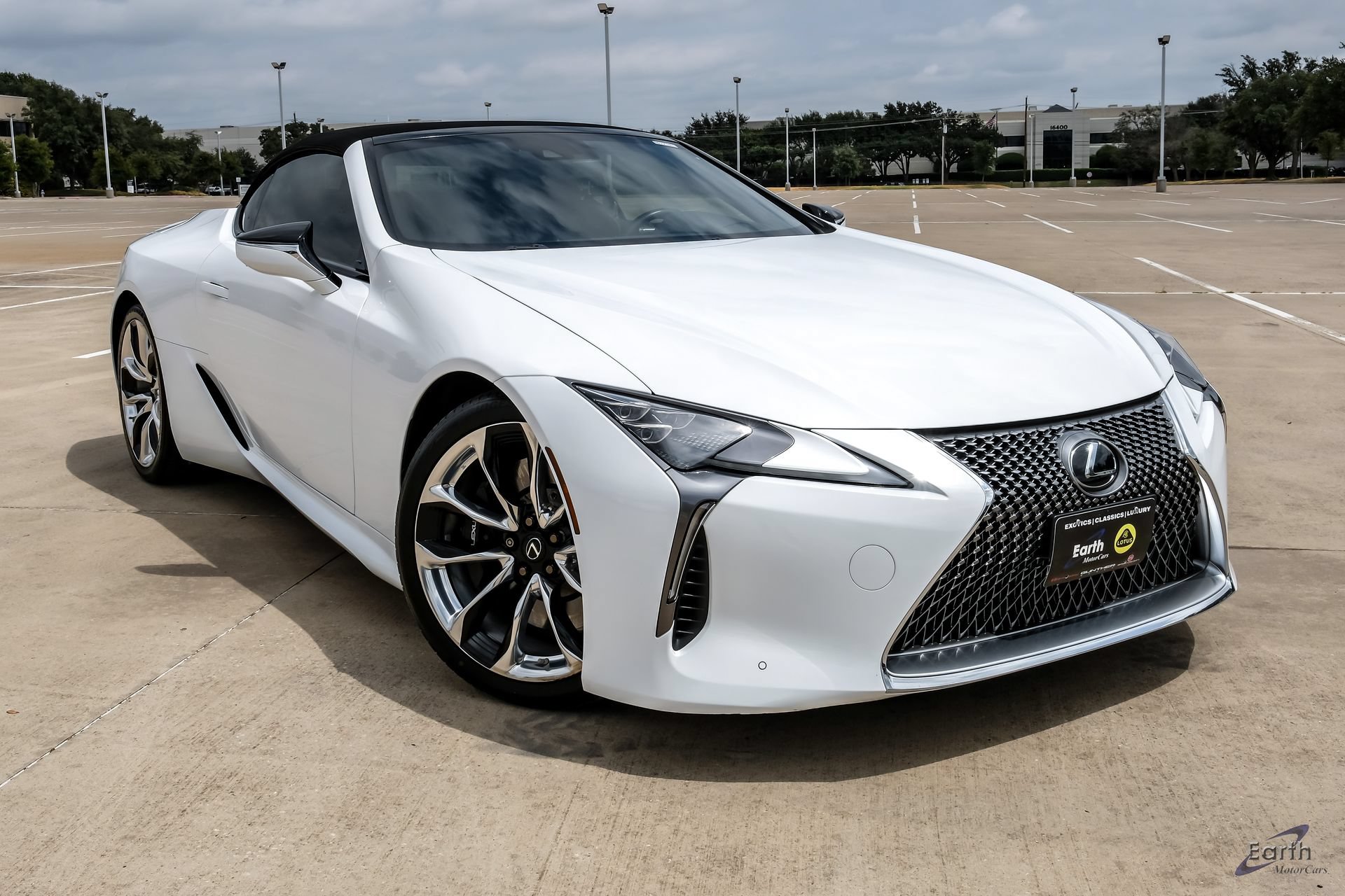 Used 2021 Lexus LC 500 Convertible w/ Touring Package RWD image 25