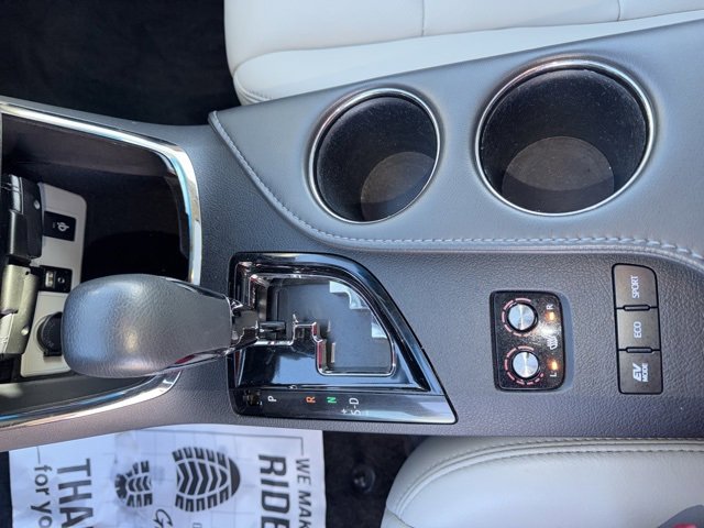 Used 2018 Toyota Avalon XLE Premium image 21