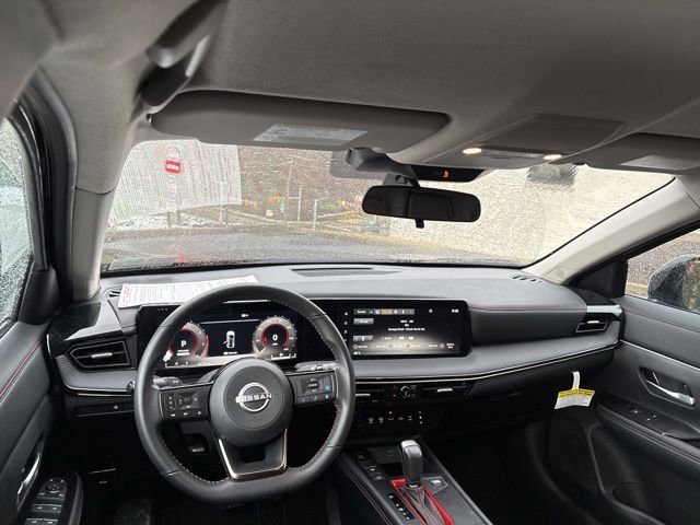 Certified 2025 Nissan Kicks SR image 11