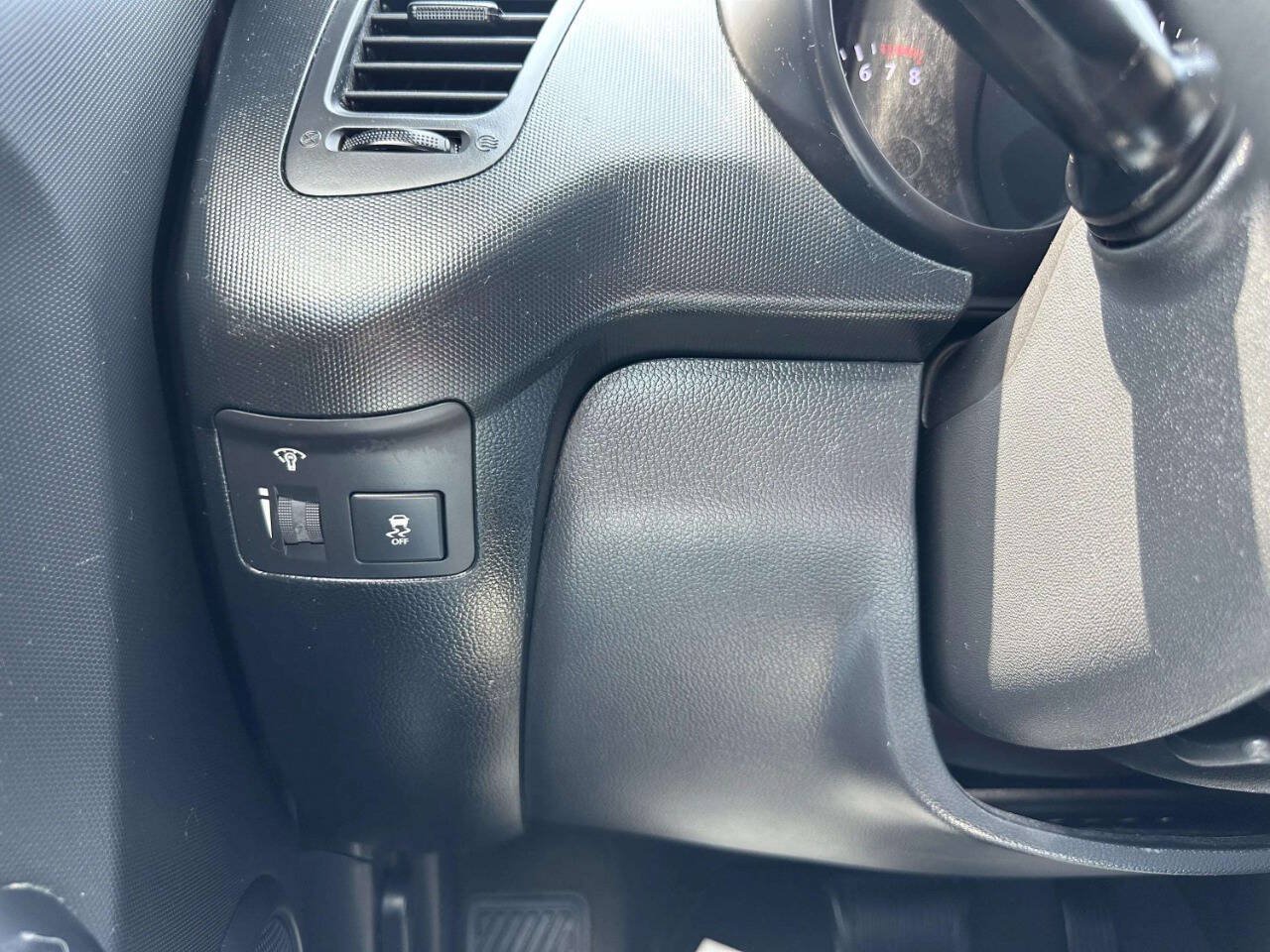 Used 2012 Kia Soul FWD image 31