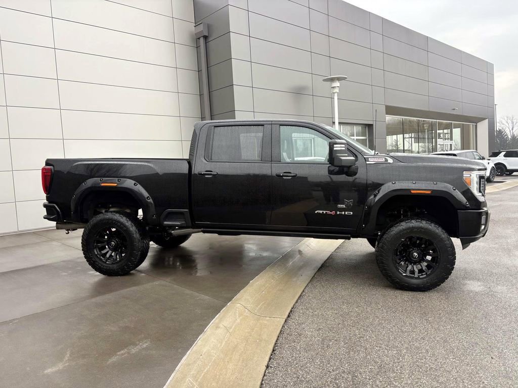Used 2022 GMC Sierra 3500 AT4 image 8