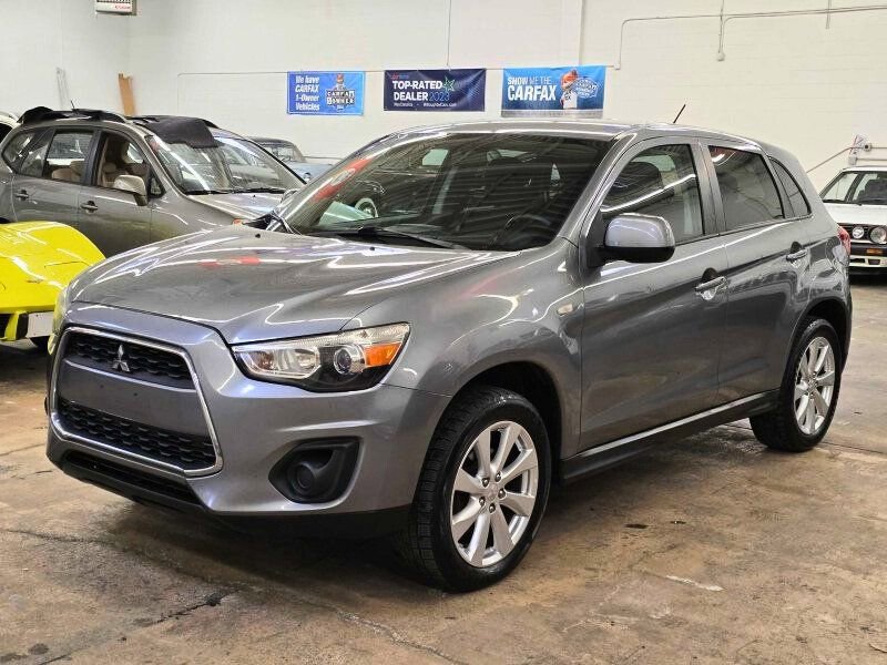 Used 2015 Mitsubishi Outlander Sport ES image 3