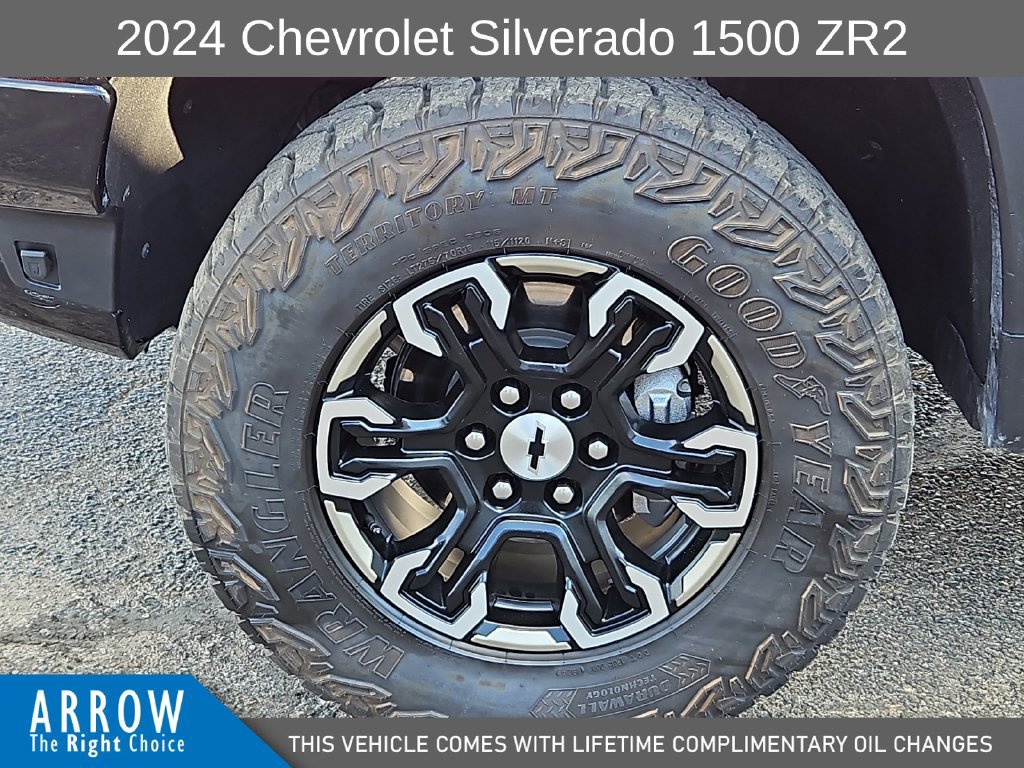 Used 2024 Chevrolet Silverado 1500 ZR2 w/ Technology Package AWD/4WD image 17