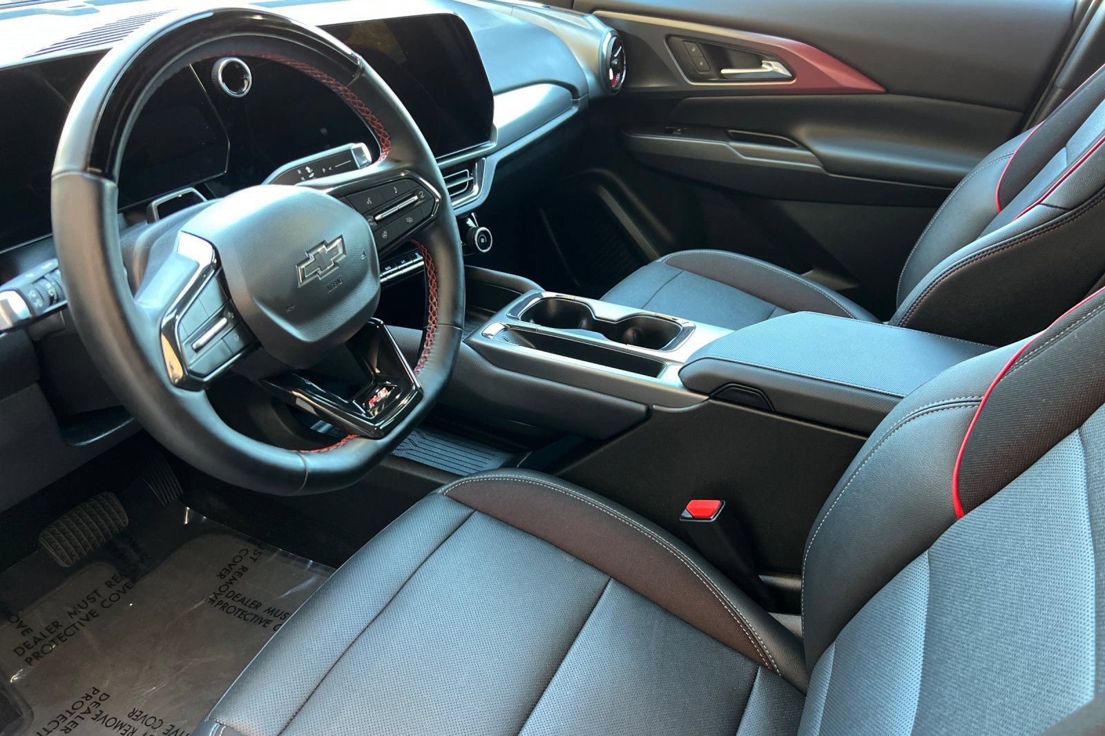 Used 2024 Chevrolet Equinox EV RS FWD image 5