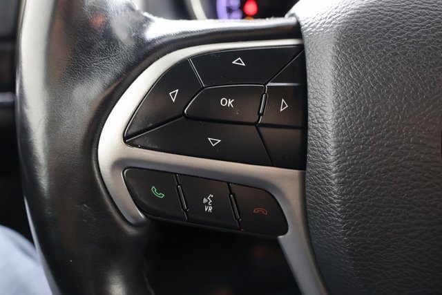 Used 2021 Jeep Grand Cherokee Limited image 11