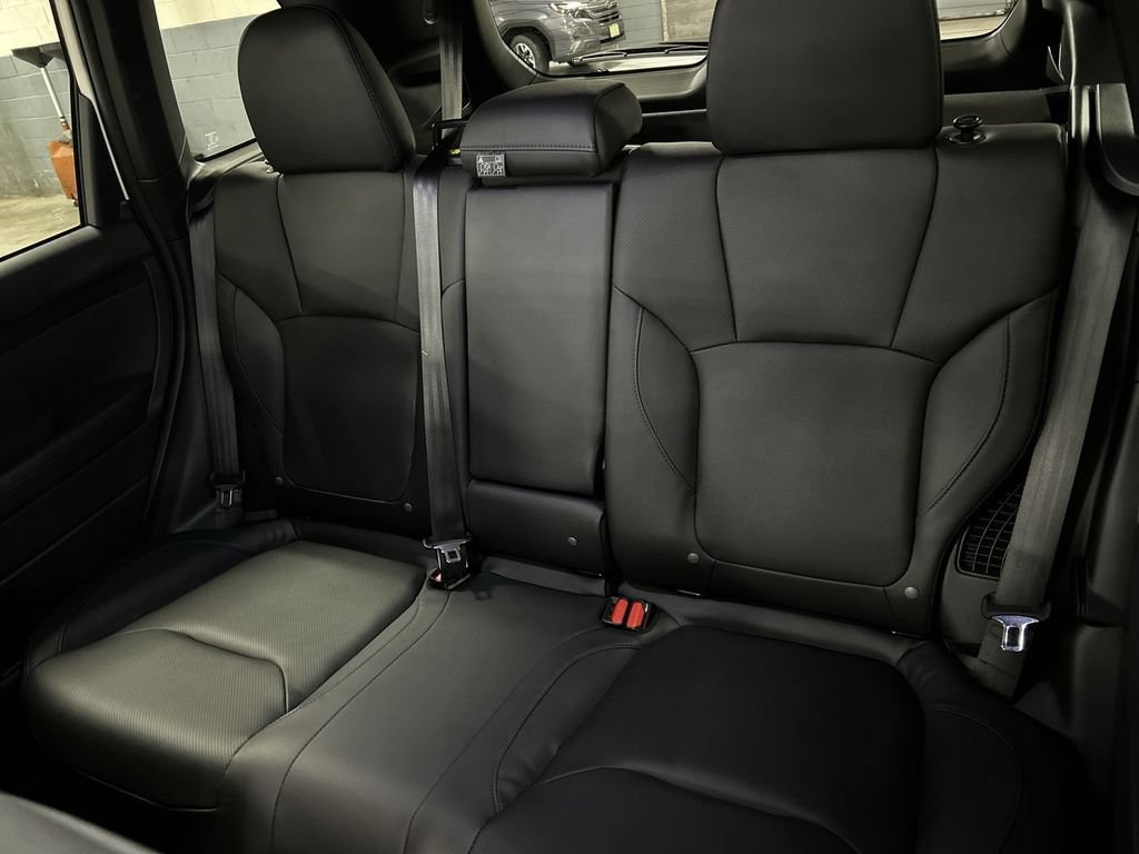 Certified 2025 Subaru Forester Limited AWD/4WD image 23