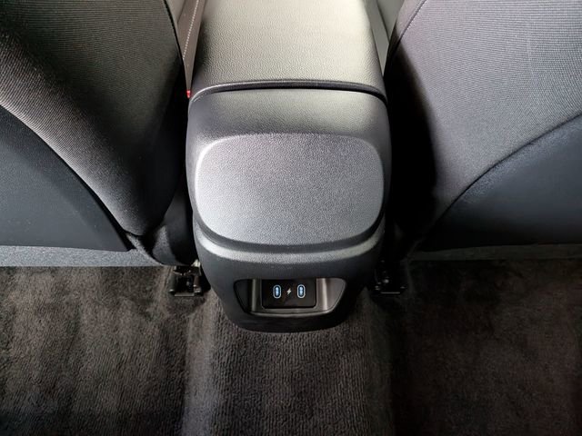 Used 2025 Hyundai Elantra SEL image 28