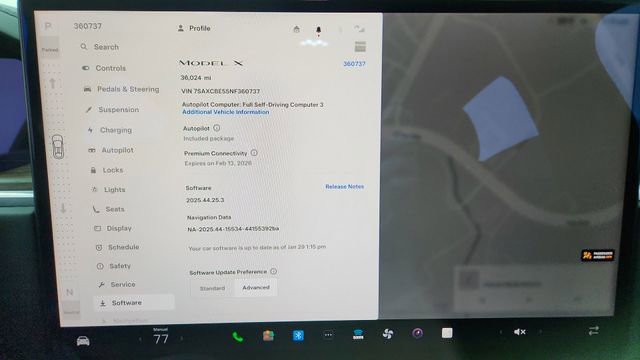 Used 2022 Tesla Model X image 42