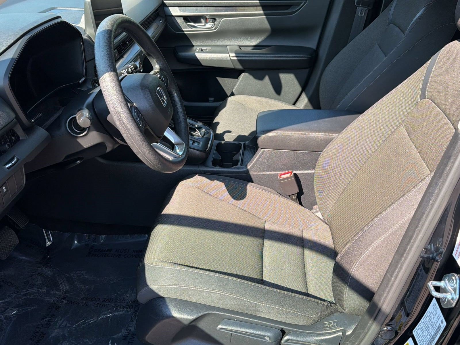 Used 2025 Honda CR-V LX image 5