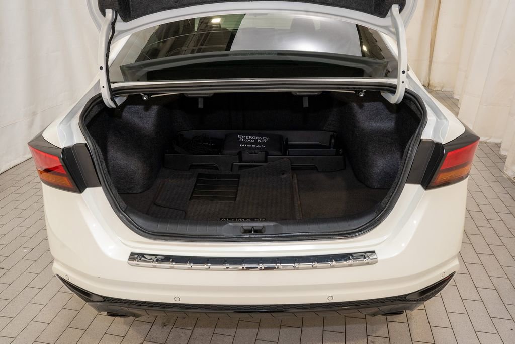 Certified 2023 Nissan Altima 2.0 SR image 5