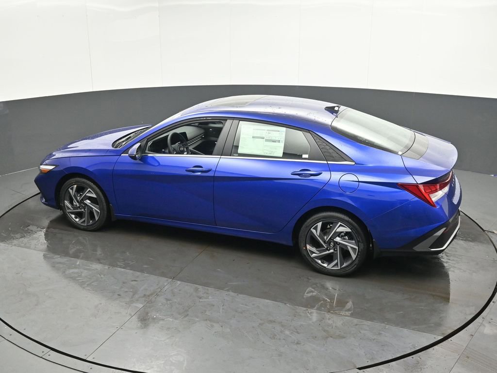 New 2026 Hyundai Elantra Limited image 42