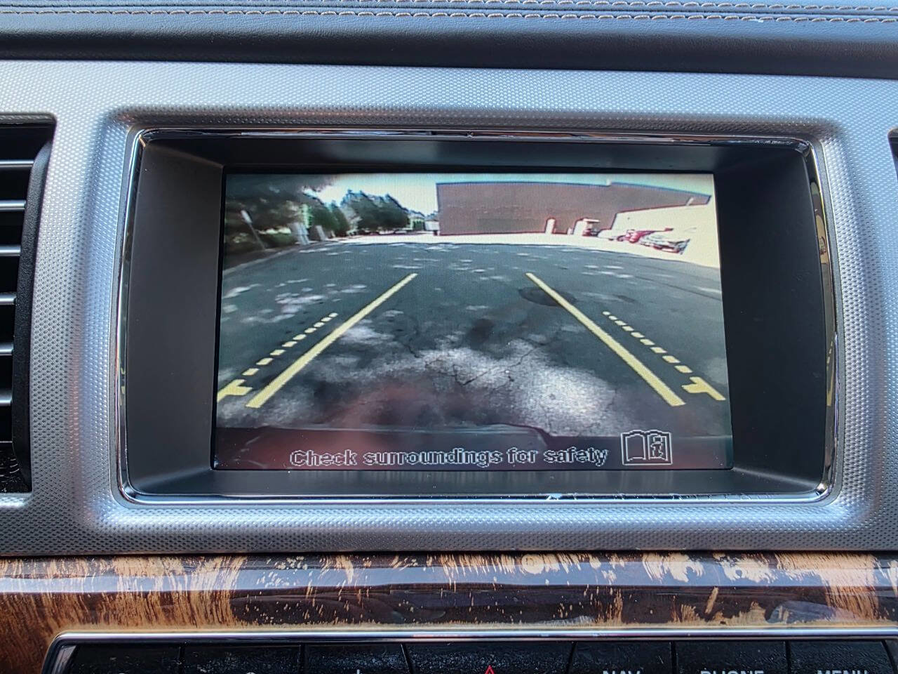 Used 2012 Jaguar XF Portfolio image 24