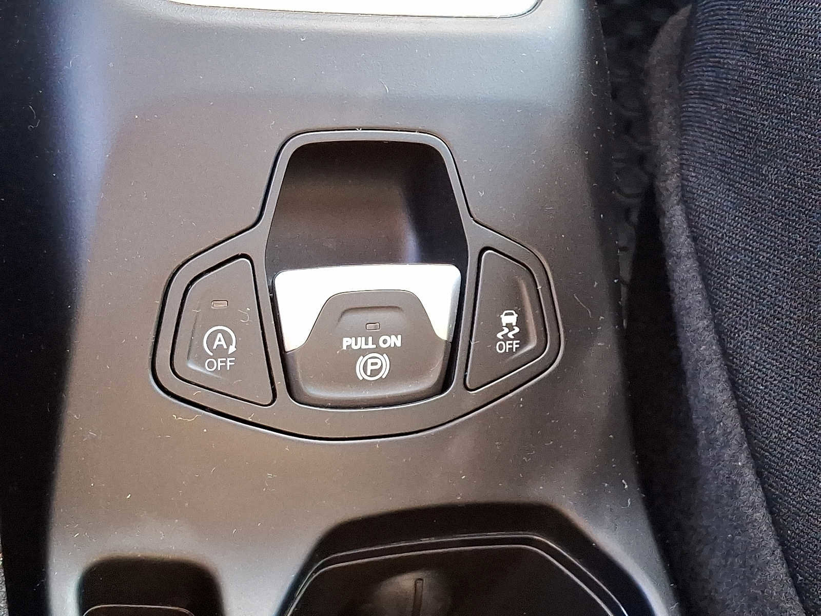 Certified 2023 Jeep Renegade Latitude w/ Sun & Fun Group image 24