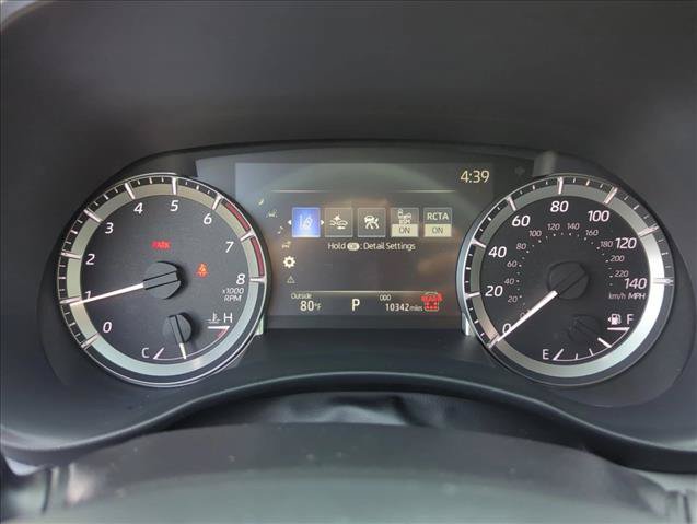 Certified 2025 Toyota Highlander XLE FWD image 12