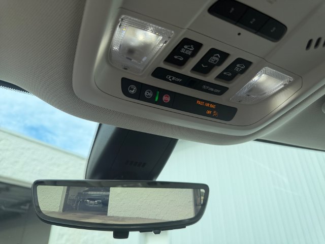 Used 2024 Buick Enclave Avenir w/ Avenir Technology Package AWD/4WD image 29