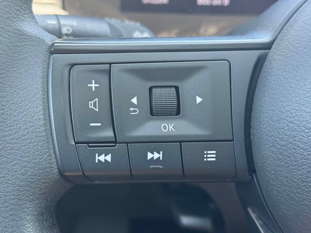 Used 2026 Nissan Kicks SV w/ SV Premium Package AWD/4WD image 19