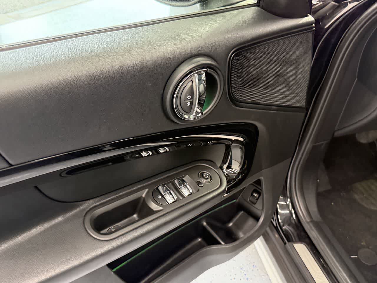 Certified 2023 MINI Cooper Countryman S FWD image 13