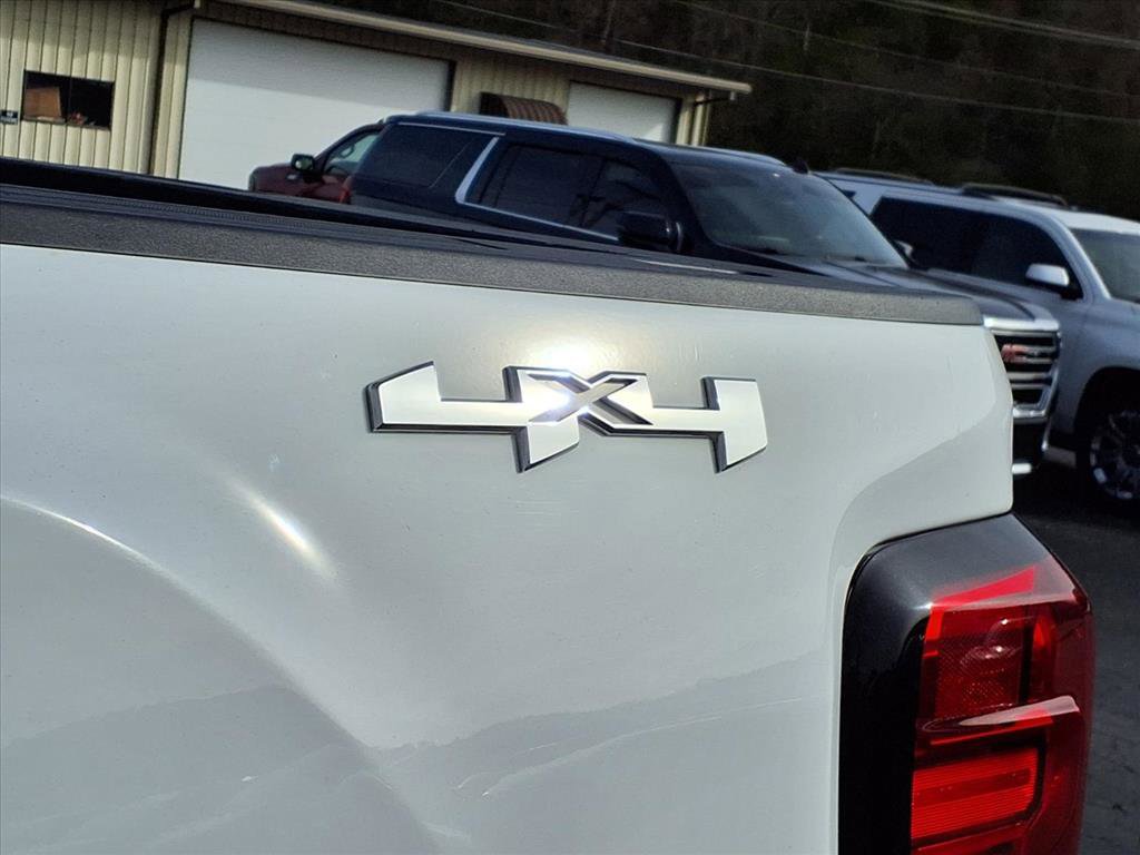 Used 2024 GMC Sierra 2500 Pro image 6