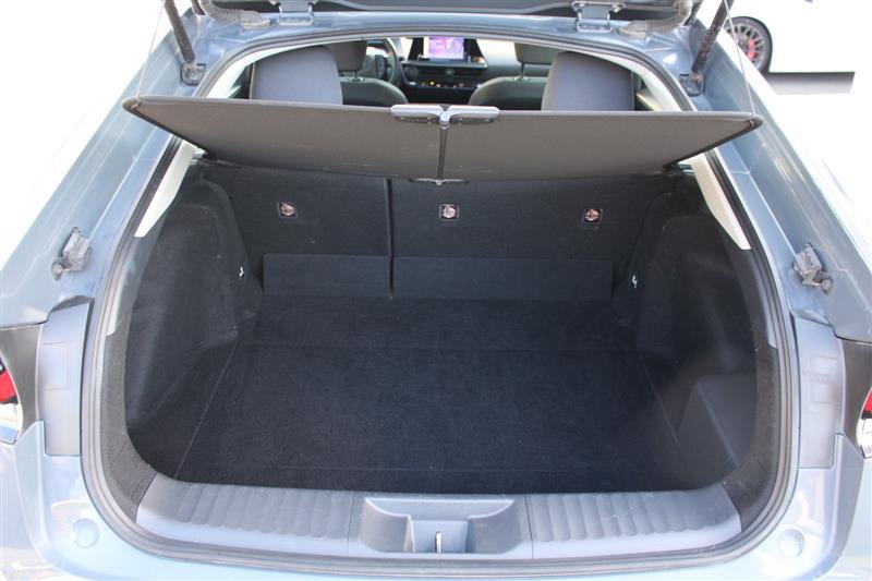 Used 2024 Toyota Prius LE image 20