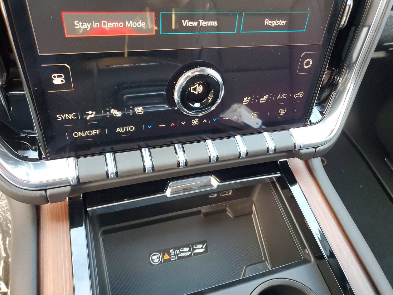 New 2026 GMC Yukon XL Denali w/ Sun & Power Step Package RWD image 23