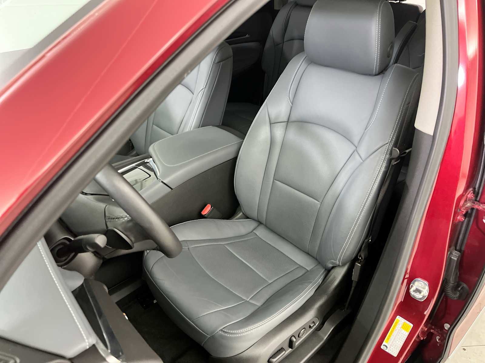 Used 2020 Buick Enclave Premium w/ Sun and Sites Package image 19