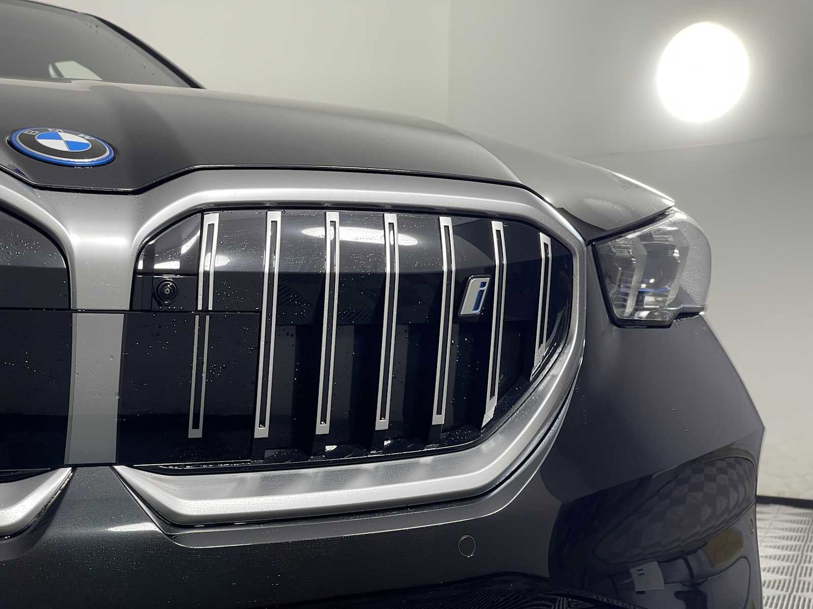 New 2026 BMW i5 eDrive40 image 6