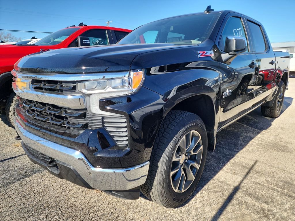 New 2026 Chevrolet Silverado 1500 LT image 2