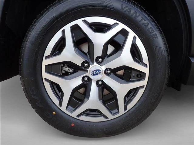 Used 2024 Subaru Forester Premium AWD/4WD image 7