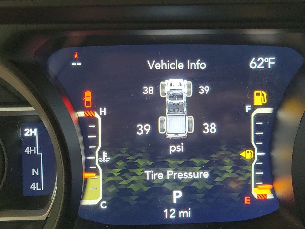 New 2025 Jeep Gladiator Sport image 13