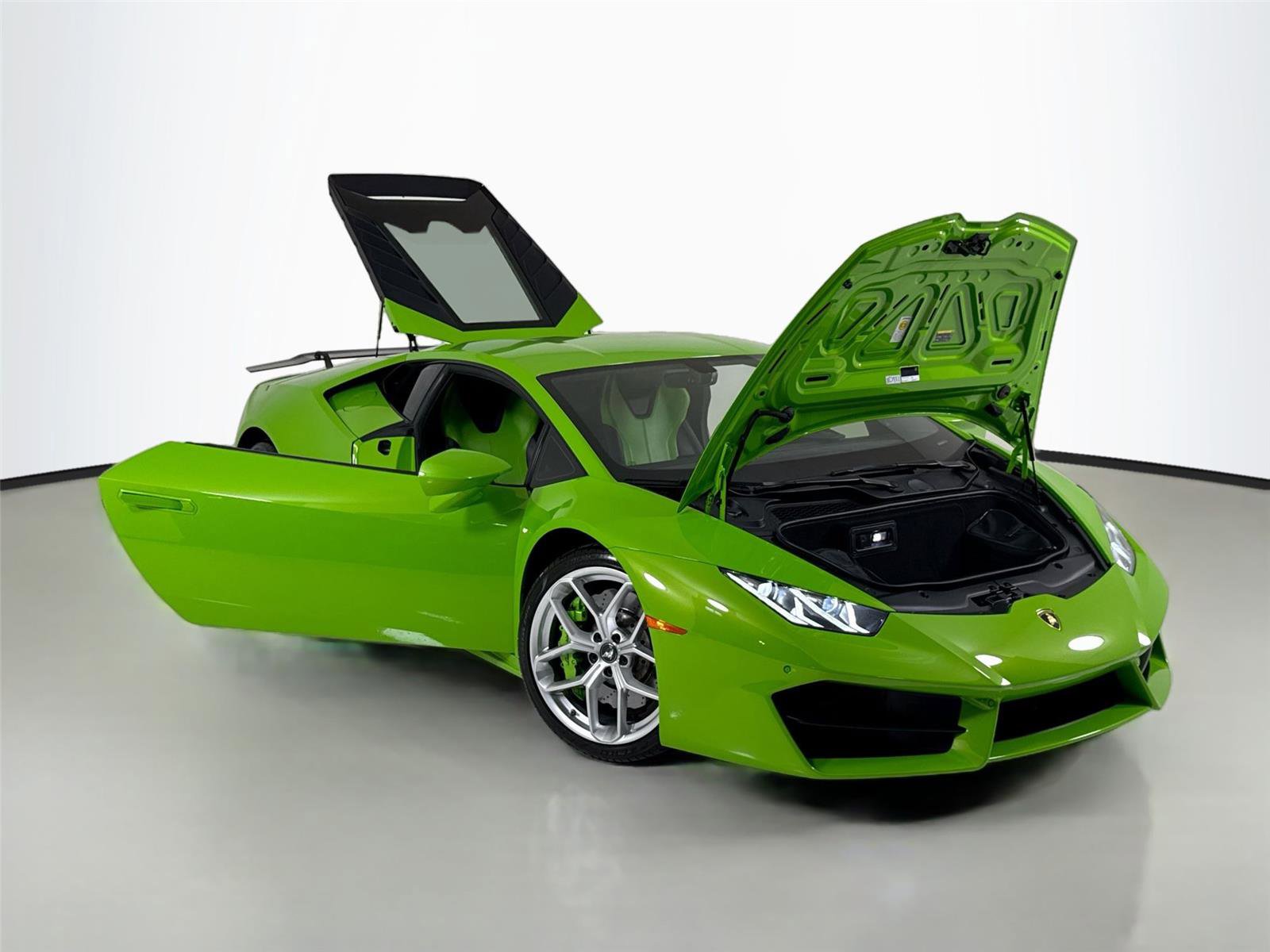 Used 2018 Lamborghini Huracan LP 580-2 image 40