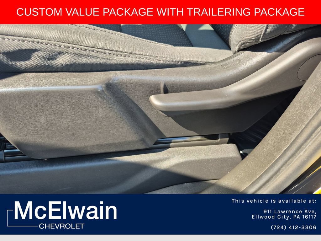 Used 2021 Chevrolet Silverado 2500 Custom w/ Custom Value Package AWD/4WD image 19