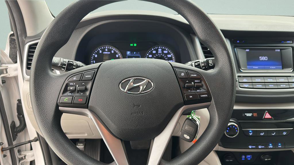 Used 2017 Hyundai Tucson SE AWD/4WD image 15