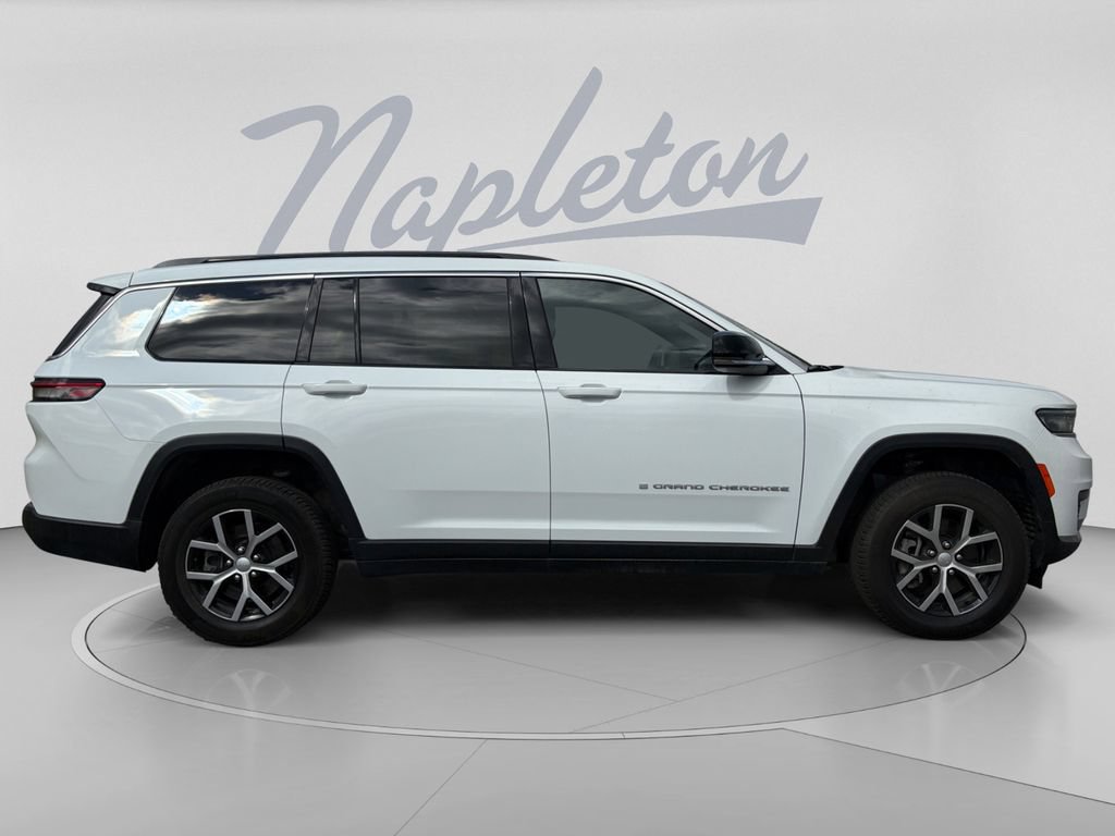 Used 2024 Jeep Grand Cherokee L Limited w/ Trailer Tow Package AWD/4WD image 9