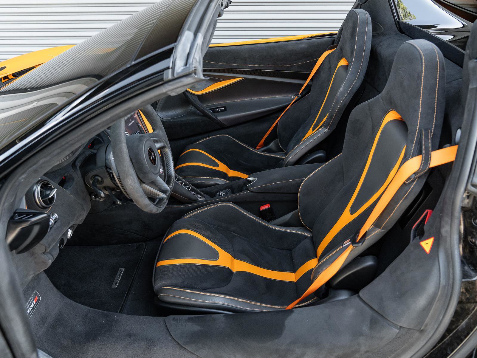 Used 2022 McLaren 720S Performance RWD image 14