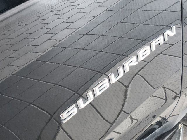 Used 2025 Chevrolet Suburban LS image 13