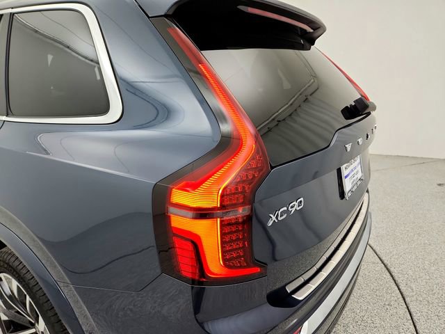 New 2026 Volvo XC90 T8 Plus w/ Protection Package Premier image 28