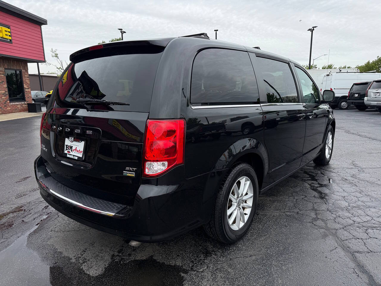 Used 2019 Dodge Grand Caravan SXT FWD image 7