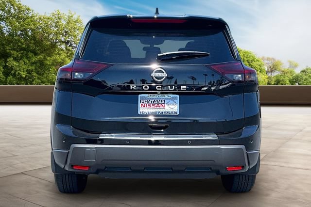 New 2026 Nissan Rogue SV FWD image 4