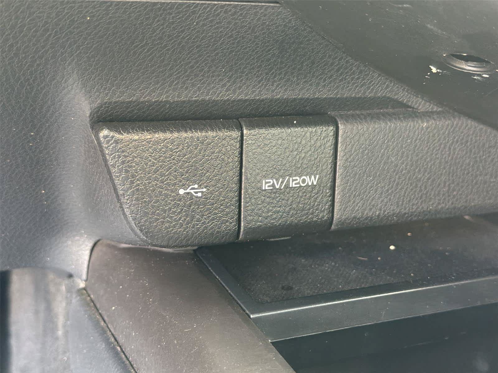 Used 2024 Toyota Camry SE w/ Blackout Package (TMS) FWD image 34