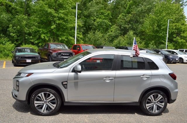 Used 2025 Mitsubishi Outlander Sport ES AWD/4WD image 5