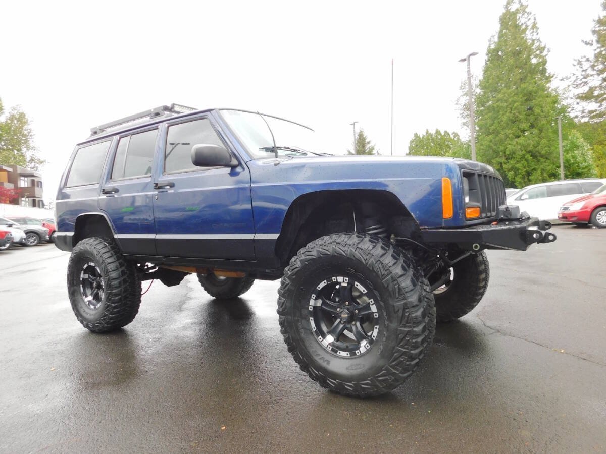 Used 1997 Jeep Cherokee SE AWD/4WD image 1