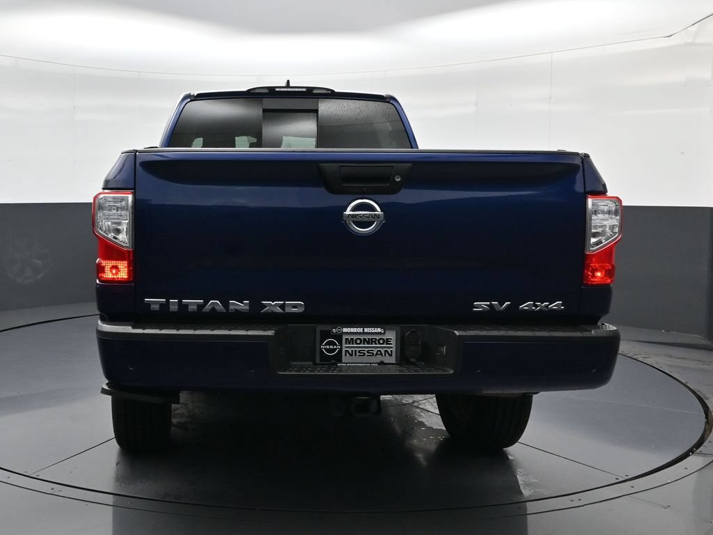 Used 2022 Nissan Titan SV w/ SV Convenience Package AWD/4WD image 6