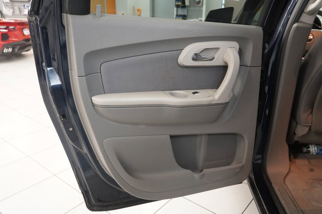 Used 2012 Chevrolet Traverse LS image 25